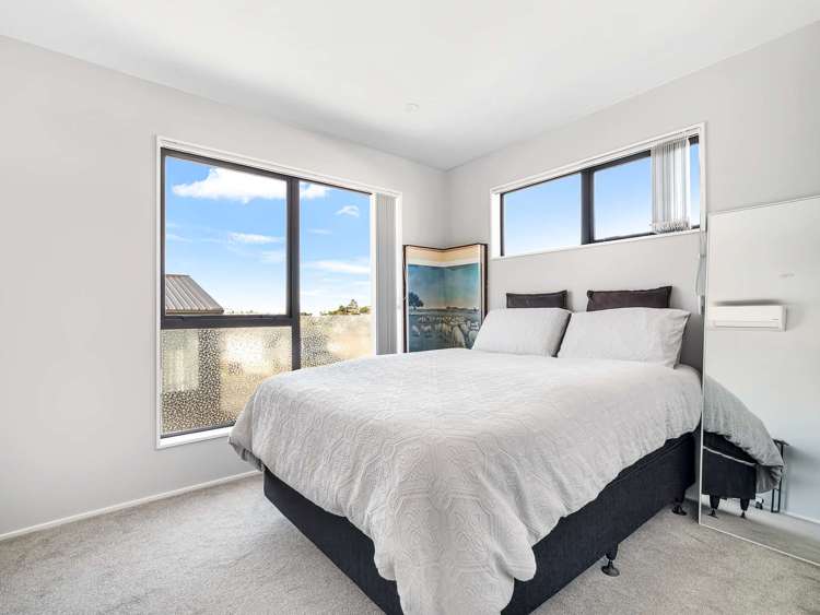 1B Tacitus Place Totara Vale_8