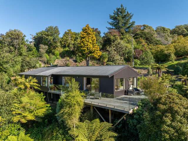 The complete lifestyle package plus a boatshed