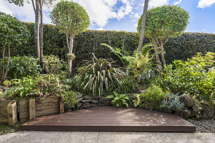 2/42 Rua Road Glen Eden_12