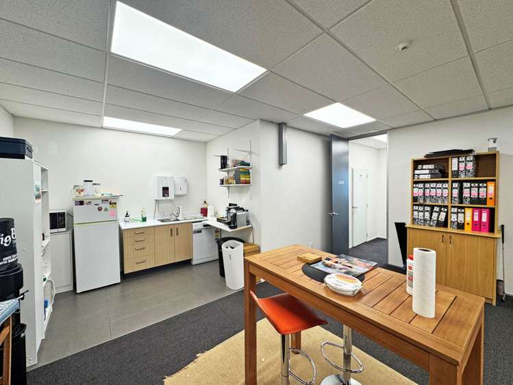Unit F3/27-29 William Pickering Drive Rosedale_8