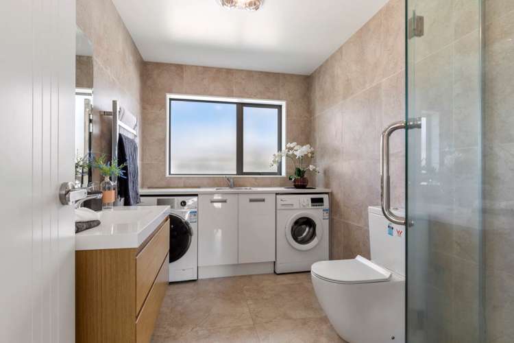 611c Glenfield Road Totara Vale_31