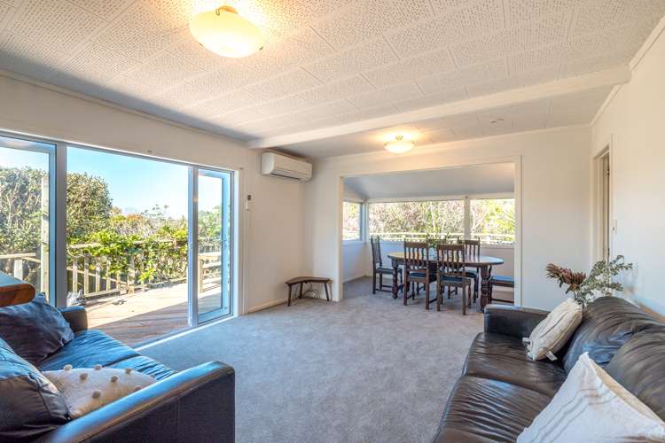 32 Ridge Road Oneroa_11