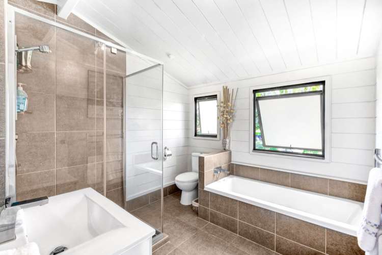 2 Kennedy Point Road Surfdale_7