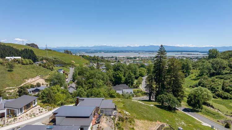 18 Hill Tops Way Stoke_23