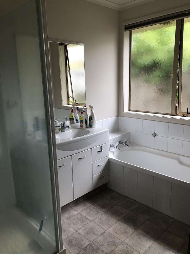 16 Nobleman Place Hamilton East_7