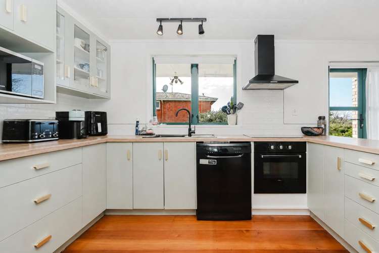 94 Main North Road Otorohanga_5