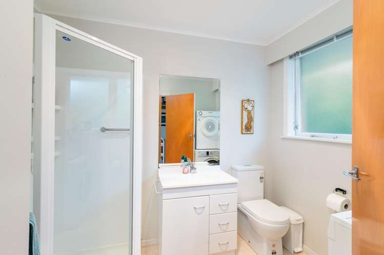 12/417 Muritai Road Eastbourne_7