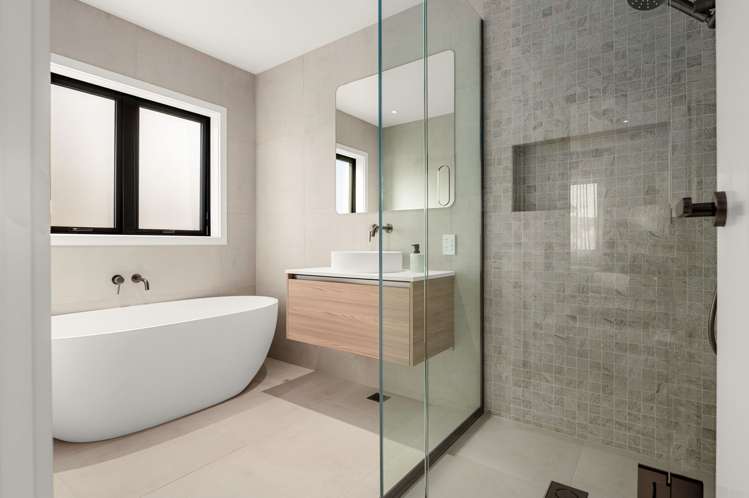 27 Kauri Point Drive Rototuna North_29