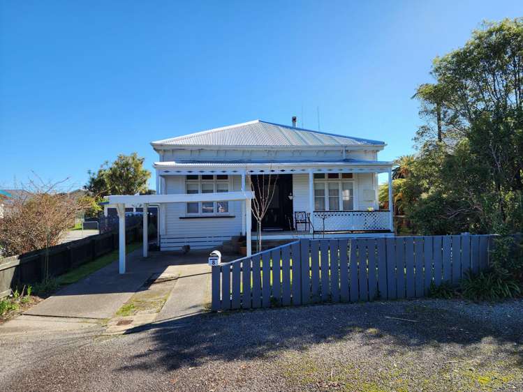 8 Perotti Street Greymouth_34