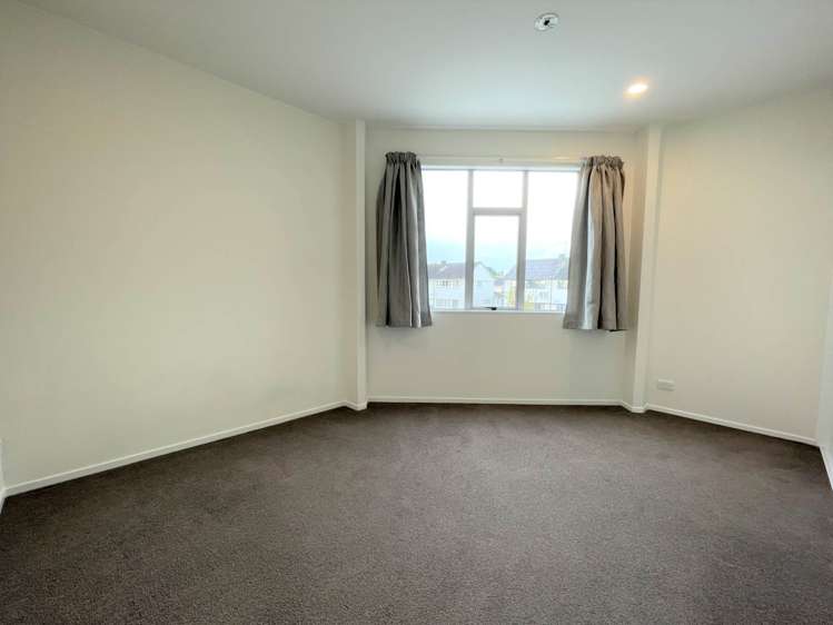 1/2 Hazel Avenue Mt Roskill_4