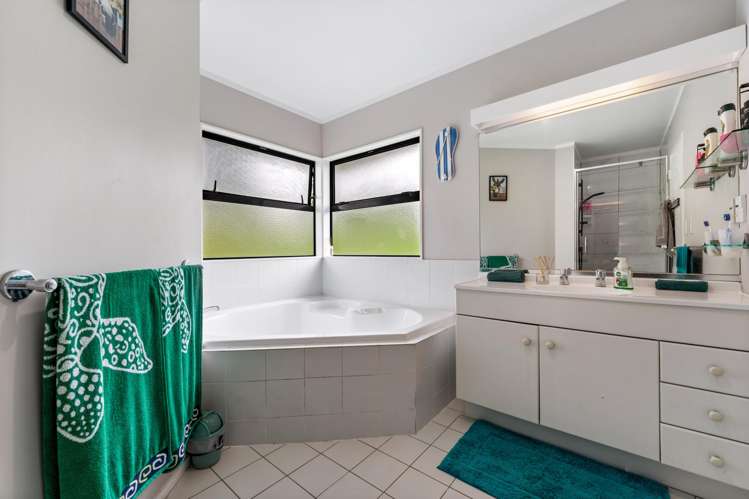 27 Sturm Ave Royal Heights_22