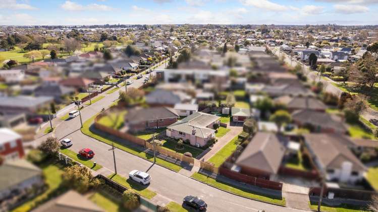 47 Newmark Street Bishopdale_24