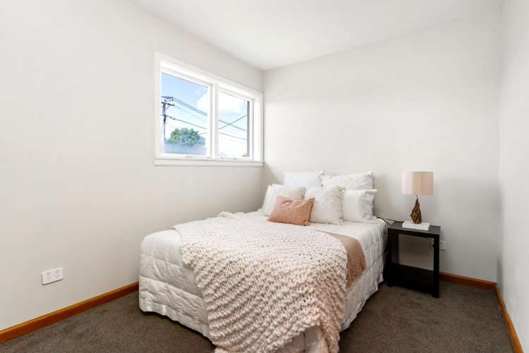 11 Ontario Place Wainoni_9