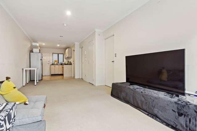 C509/176 Broadway Newmarket_3