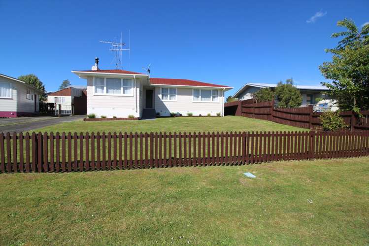 19 Thompson Street Tokoroa_29