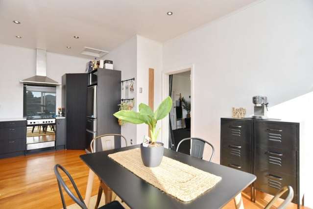 17 Achilles Street Burwood_3
