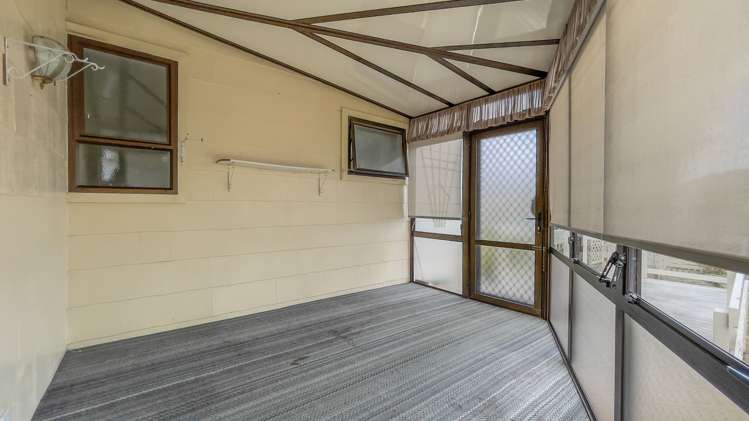 404 Court Street Thames_11