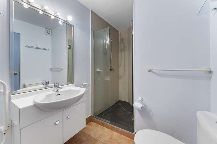 1e/25 Maclean Street Paraparaumu Beach_5