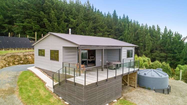 Tahakopa Valley Road Catlins Surrounds_5