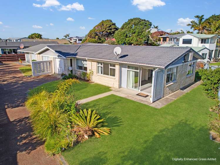 2b/66 Ocean Road Ohope_18