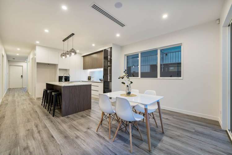 26 Christella Street Flat Bush_7