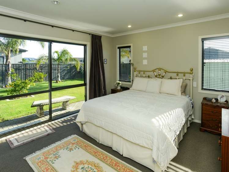 212 Nottingley Road Frimley_7