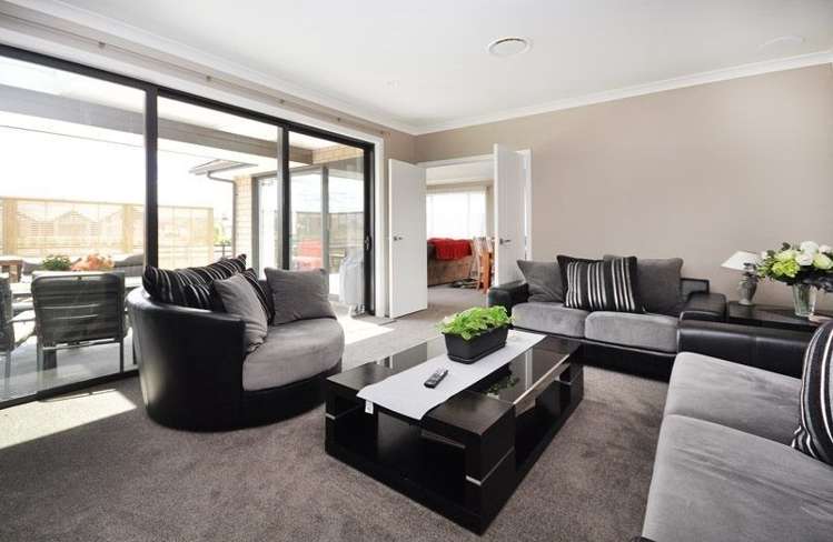 81 Baxter Michael Crescent Cambridge_7