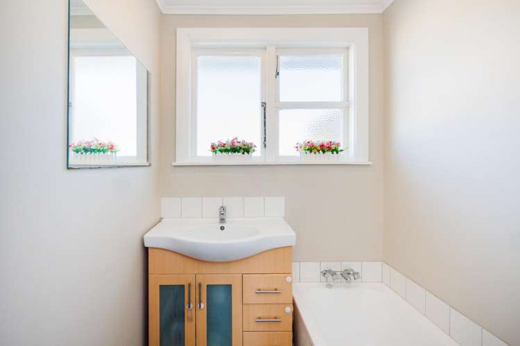 11 Hendon Place West End_11