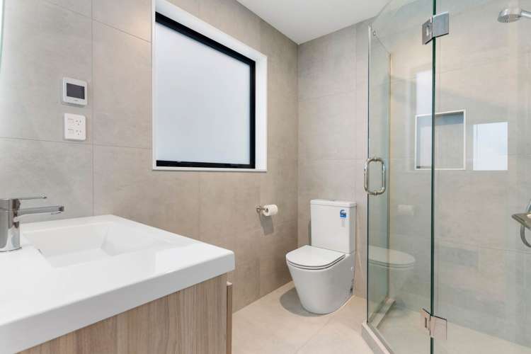 81b Hattaway Avenue Bucklands Beach_21