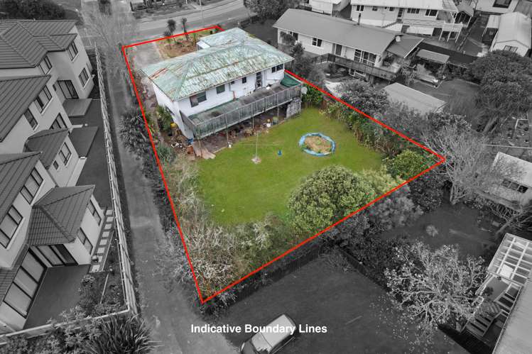 12 Ozich Avenue Te Atatu South_23