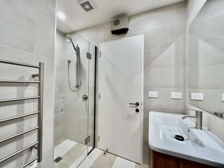 6/37 Diamond Avenue 10222_9