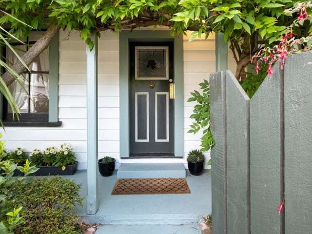 2 Paradise Road Napier South_3