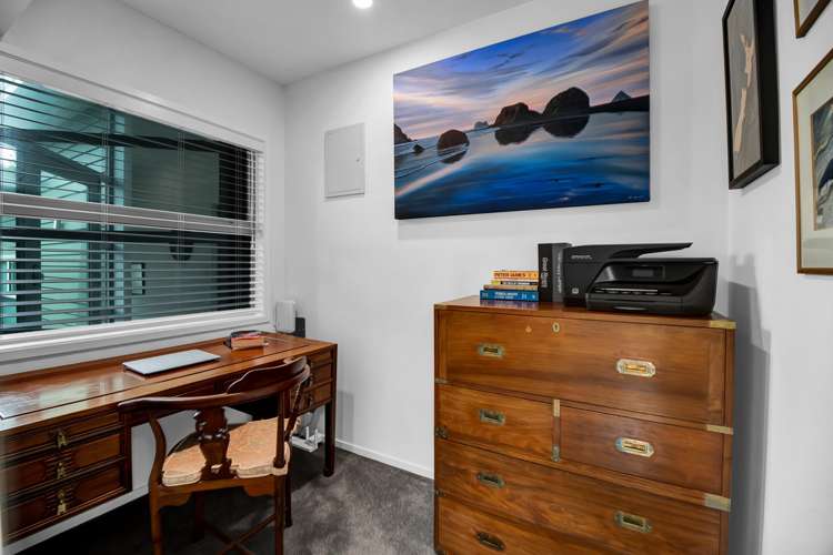 50 Roto Street Hurdon_13