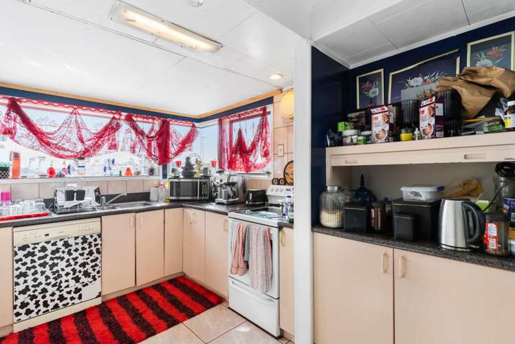 16 Anglers Way Wattle Downs_10