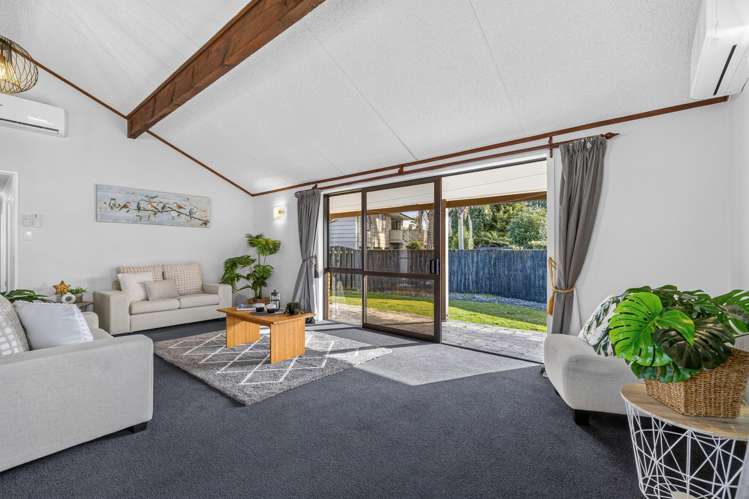 18 Knightsbridge Place Dinsdale_3