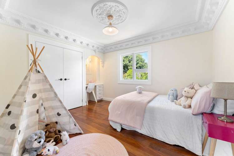 6 Mahinga Place Massey_17