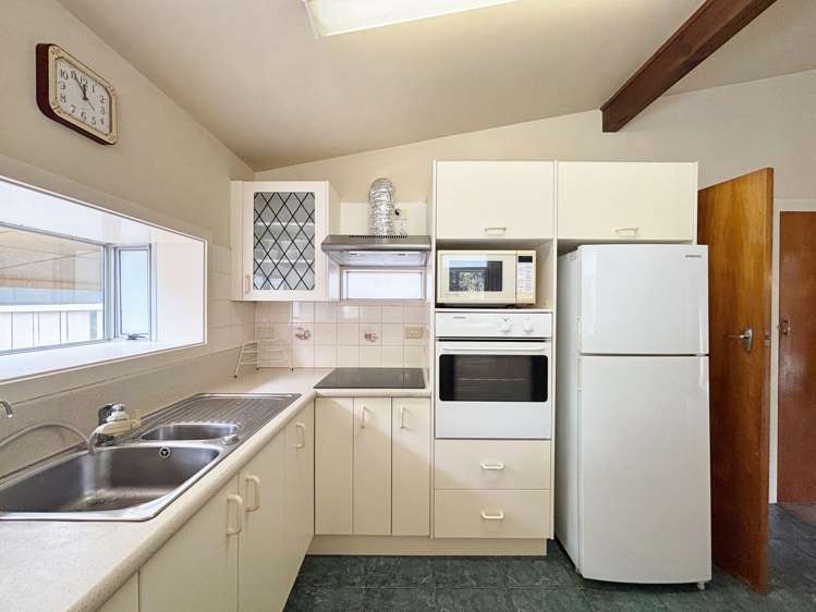 8 Colligan St Upper Riccarton_1