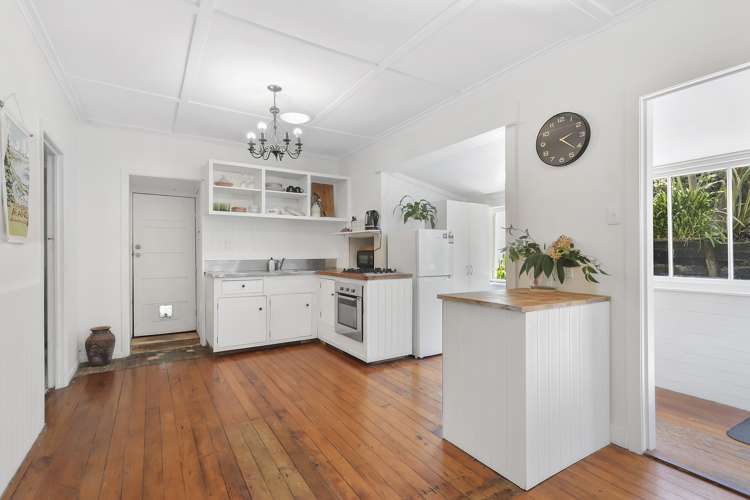 184 Atkinson Road Titirangi_7