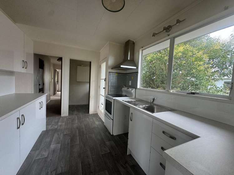 2 Eureka Place 11618_6