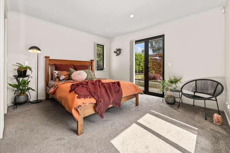 1 Simpson Crescent Raumati Beach_12