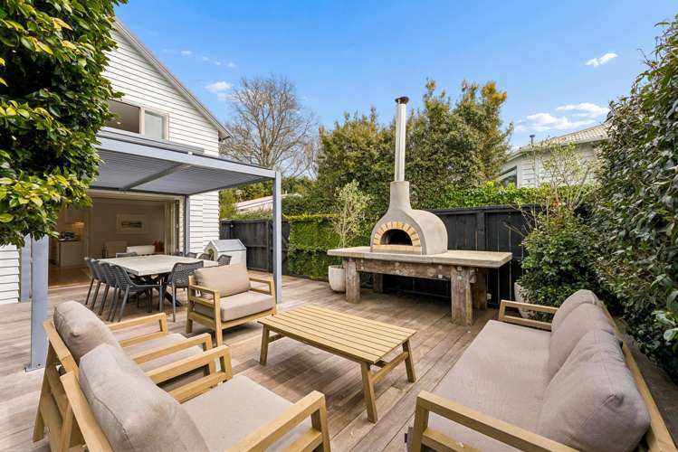 33B Queens Avenue_2