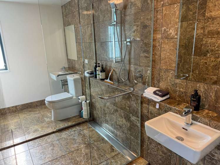 7 St Samantha Lane Queenstown_13