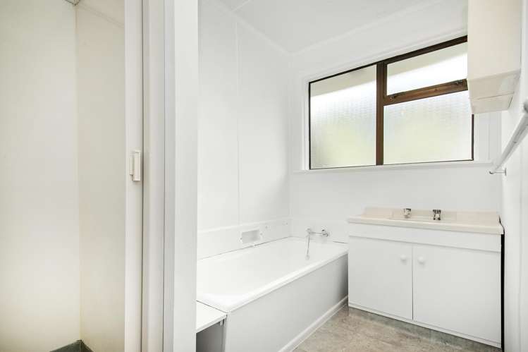 36 Fantame Street Cannons Creek_12