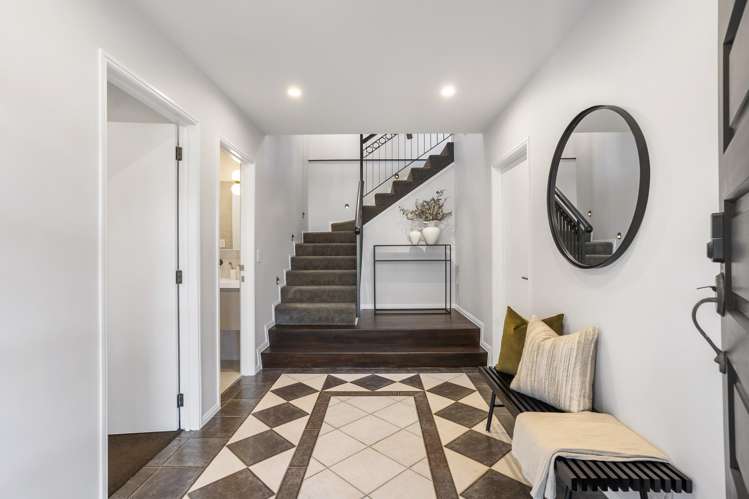 22C Standen Avenue_1