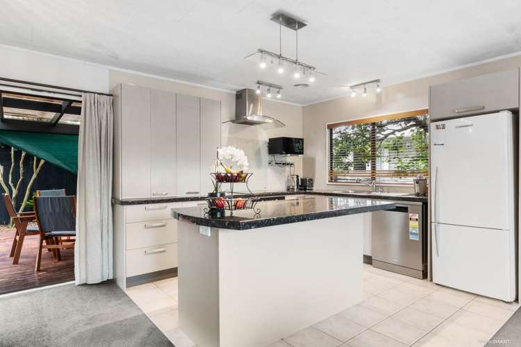 1/48 Kervil Avenue Te Atatu Peninsula_5