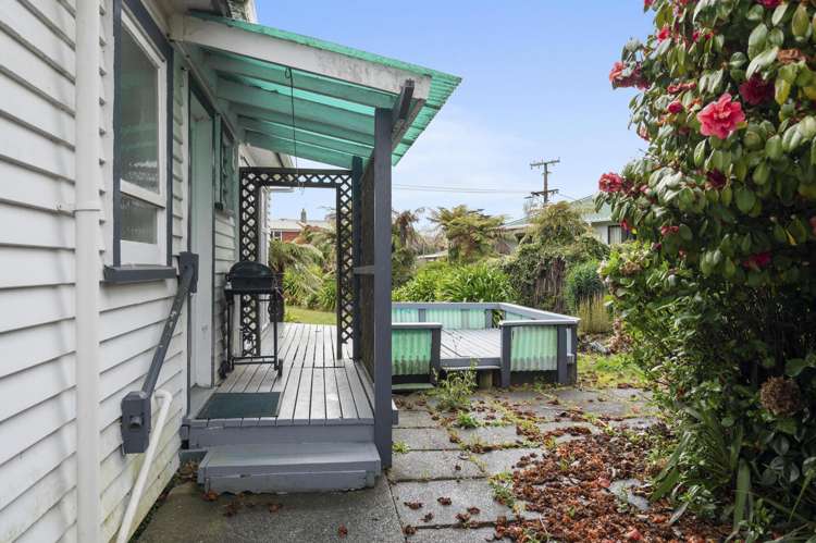 2 Holden Avenue Holdens Bay_14