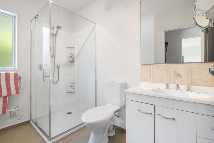 3/62a Lynden Avenue Hillcrest_18