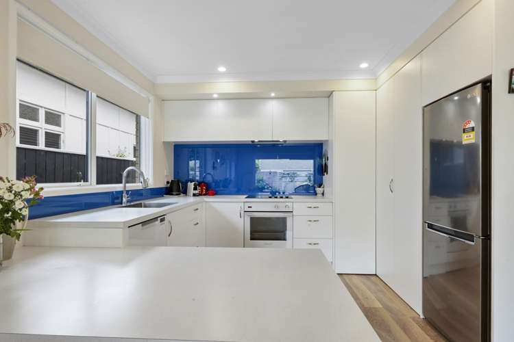 48 Wallace Place Westown_10