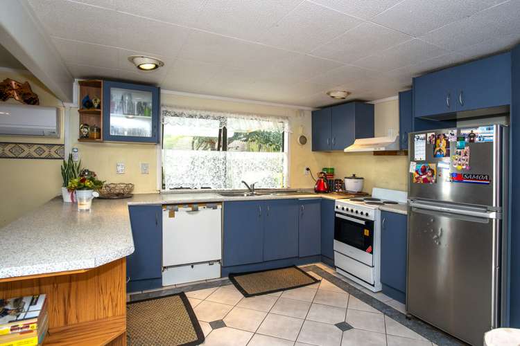 38 Charntay Avenue Clover Park_6