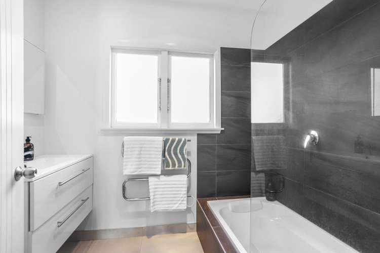 107 Hall Avenue Favona_8